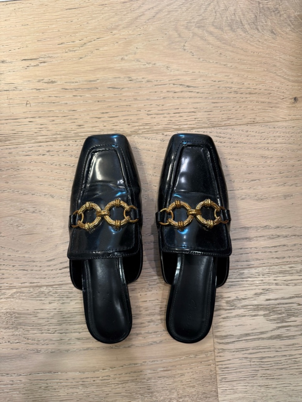 Circus/Sam Edelman Black Patent Leather Slide Loafers with Gold Chain Accent 7.5